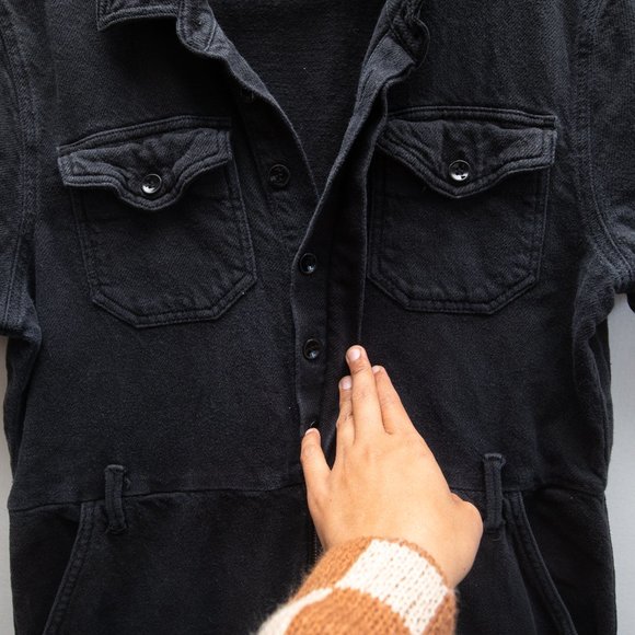 Good American Short Sleeves Loose Short Sleeves Utility Jumpsuit - Picture 6 of 9